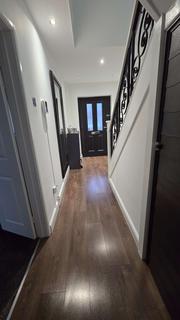 undefined, Luton LU1