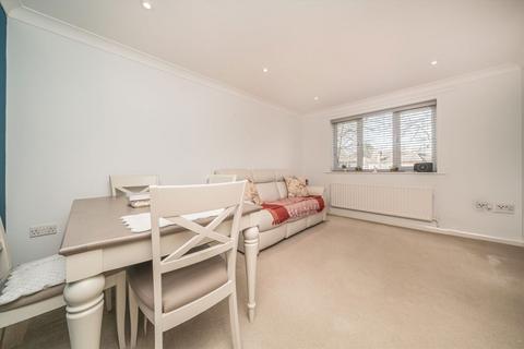 undefined, Woodfield Road, Thames Ditton KT7