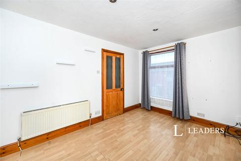 2 bedroom flat to rent, Ladysmith Avenue, Ashton-in-Makerfield, Wigan, WN4