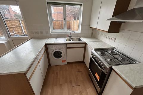 3 bedroom semi-detached house to rent, Comfrey Close, Littleover, Derby, DE23