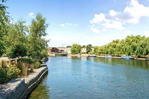 2 bedroom flat to rent, Darlington House, Merlin Drive, Fletton Quays, PE2