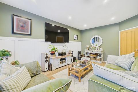 4 bedroom detached house for sale, Foxglove Way, Paignton