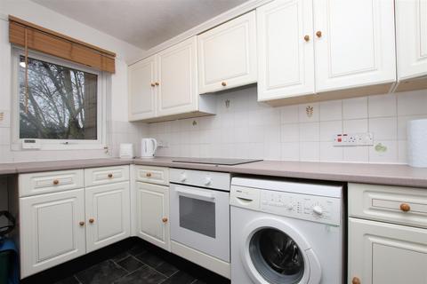2 bedroom flat to rent, Bathwick Street, Bath BA2