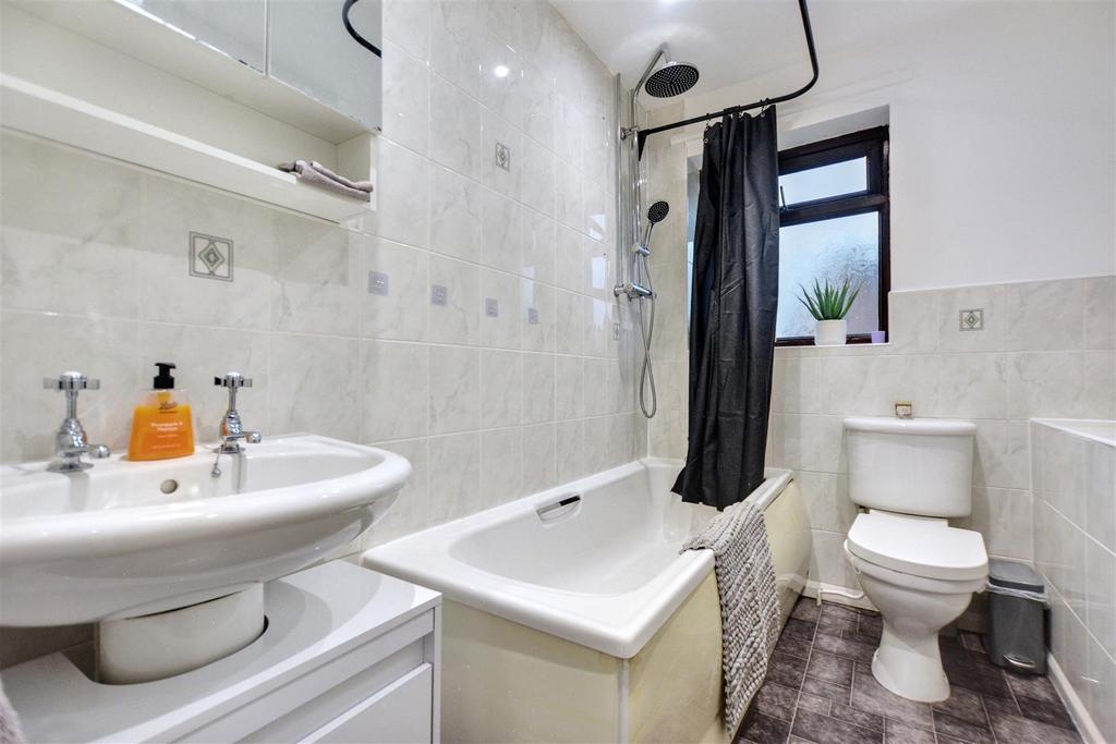 Bathroom.jpeg