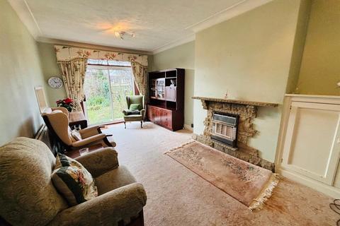 3 bedroom semi-detached house for sale, The Turnways, Leeds