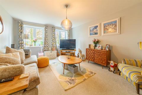 3 bedroom end of terrace house for sale, Braunston Road, Oakham