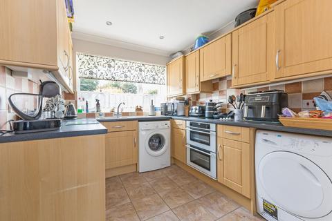 undefined, The Pound, Burnham SL1