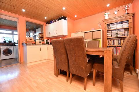 3 bedroom semi-detached house for sale, Common Lane, East Ardsley, Wakefield, West Yorkshire
