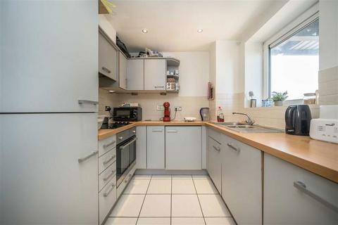 1 bedroom flat to rent, Erebus Drive, London SE28