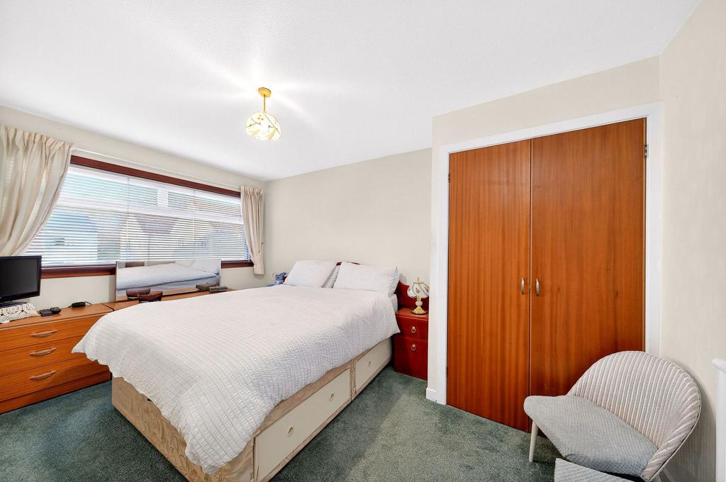 Bed 1