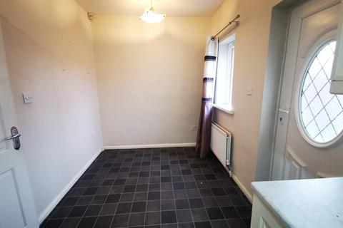 3 bedroom semi-detached house to rent, Parsons Avenue, Walker, Newcastle upon Tyne, NE6