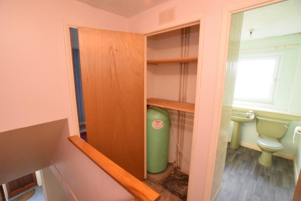 28 Makbrar Road, Dumfries, DG1 4 BA - Grieve Grier