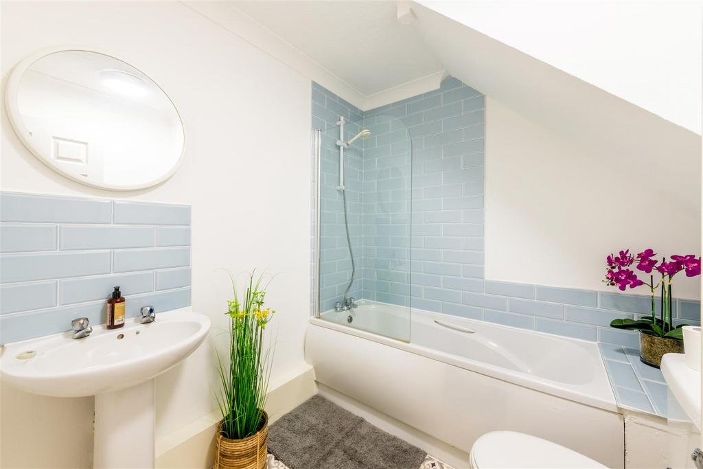 Flat 7, 12 Wilbury Road-9.jpg