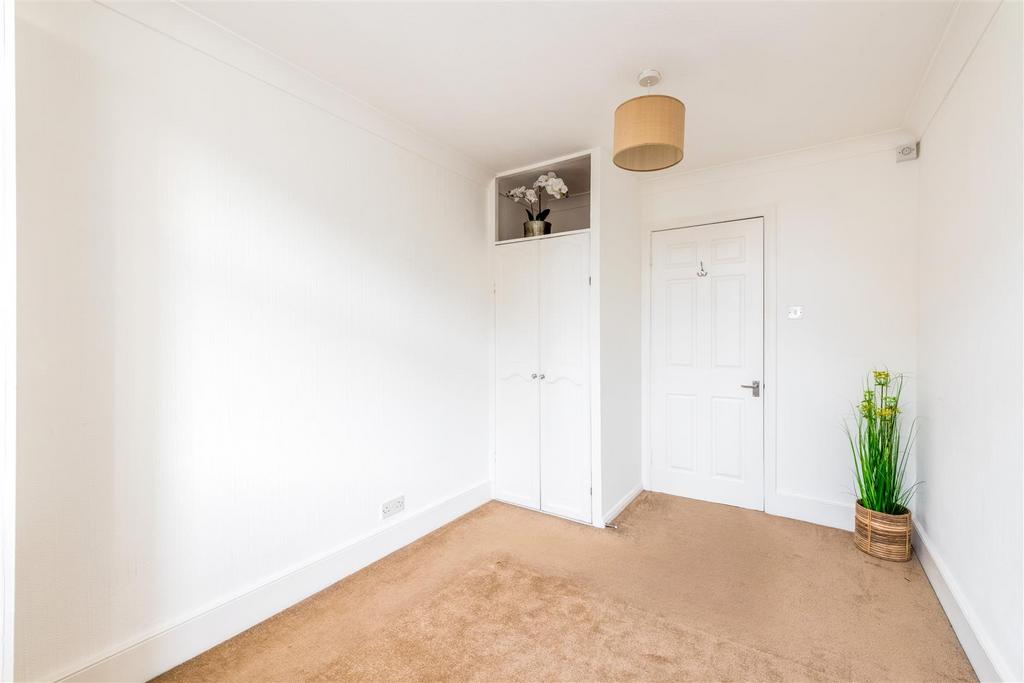 Flat 7, 12 Wilbury Road-8.jpg