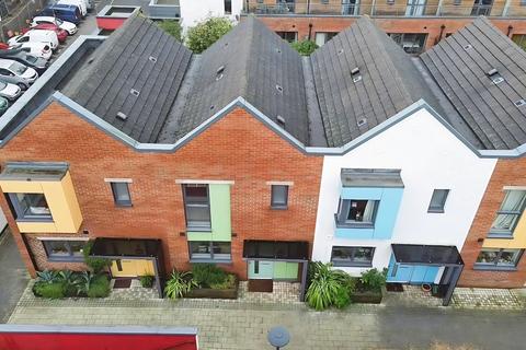 3 bedroom terraced house for sale, Paintworks, Bristol BS4