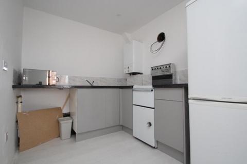 undefined, Braemar Avenue, South Croydon CR2