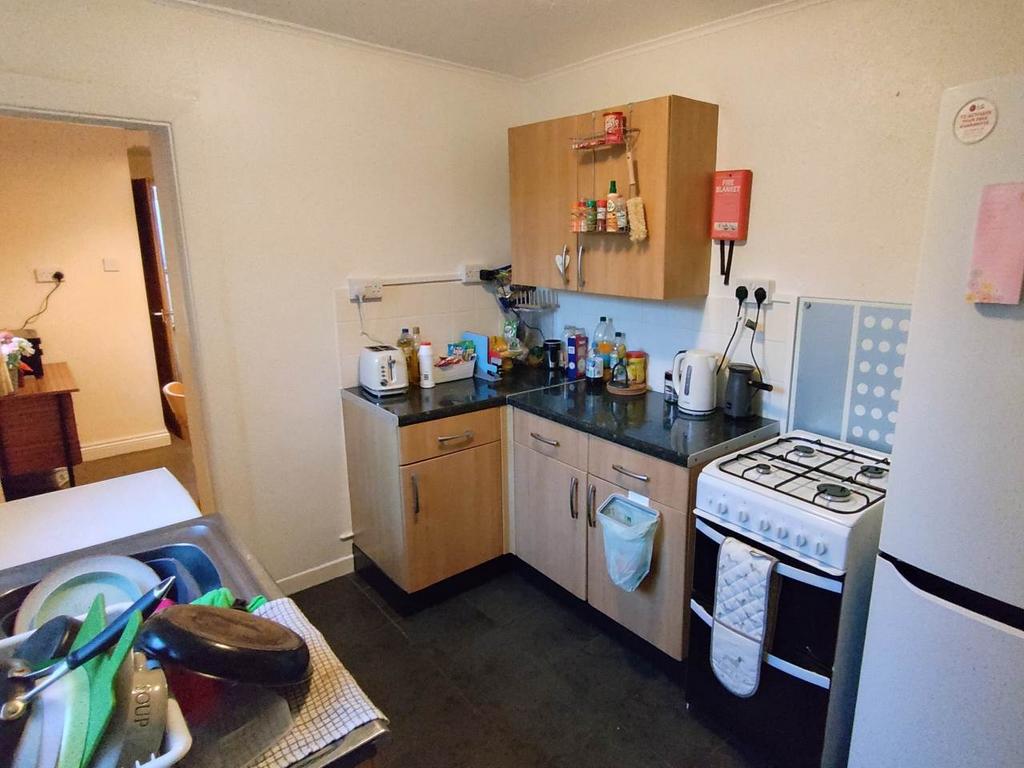 Kitchen (2)