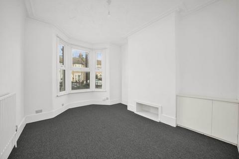1 bedroom flat for sale, Sunnyside Road, Leyton, E10