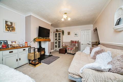3 bedroom semi-detached house for sale, Coniston Drive, Bolton-Upon-Dearne, Rotherham