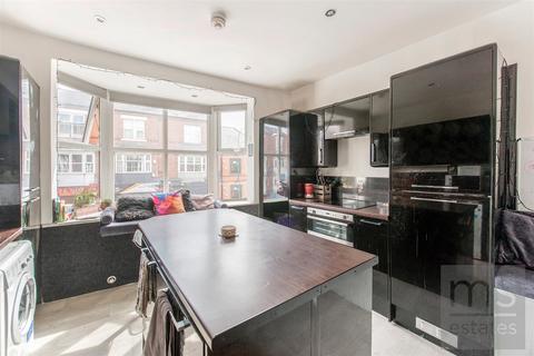 3 bedroom terraced house for sale, Lenton Boulevard, Nottingham NG7