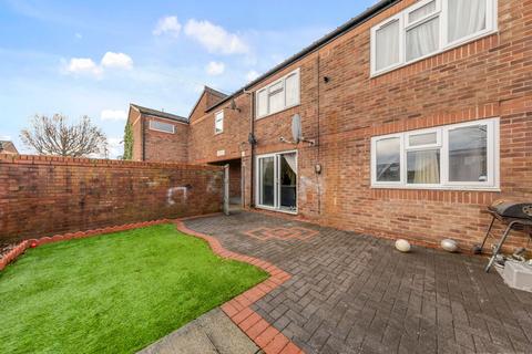 St. Elphins Close, Warrington, WA1