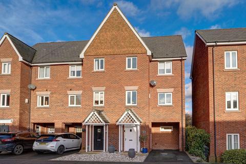 3 bedroom townhouse for sale - Chaise Meadow, Lymm WA13