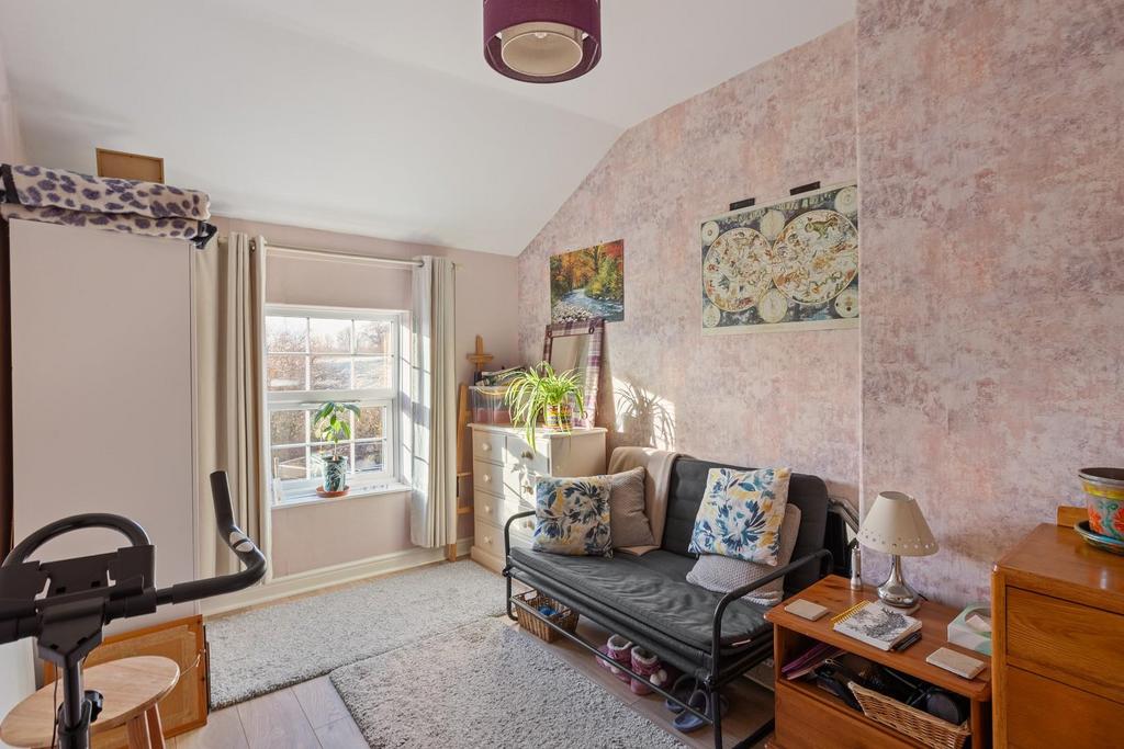 6 Station Cottage-07.jpg