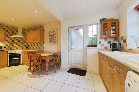 4 bedroom detached house for sale, Westoby Lane, Barrow-Upon-Humber, Lincolnshire, DN19 7DJ