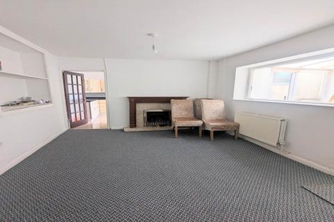 undefined, Crythan Road*, Neath SA11