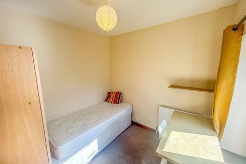 undefined, Stow Hill, Pontpridd CF37
