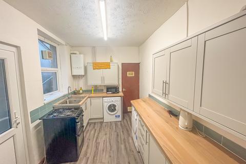 undefined, Stow Hill, Pontpridd CF37