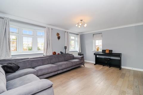 4 bedroom link detached house for sale, Beechpark Way, Watford, WD17