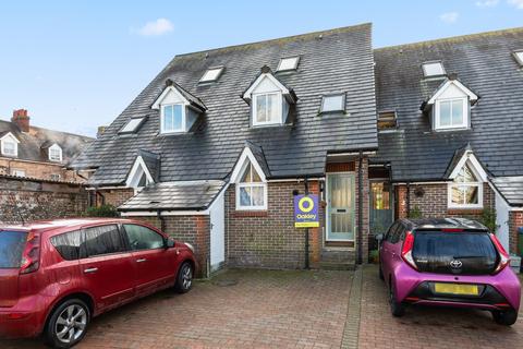3 bedroom terraced house for sale - Harveys Way, Lewes, East Sussex, BN7