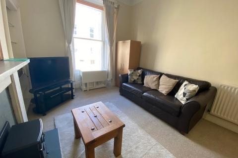 2 bedroom flat to rent, Oxford Street, Newington EH8