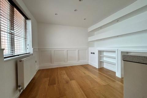 undefined, High Street, Pewsey, SN9