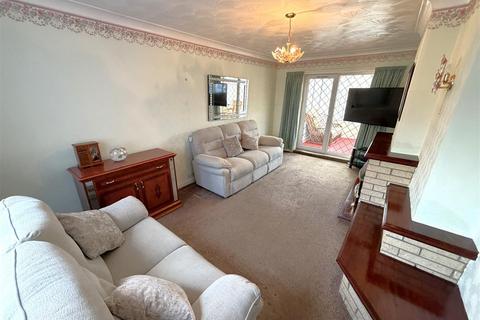 undefined, Latimer Road, Corby NN17