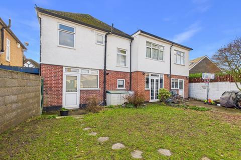 5 bedroom detached house for sale, Gables Avenue, Ashford, Surrey, TW15