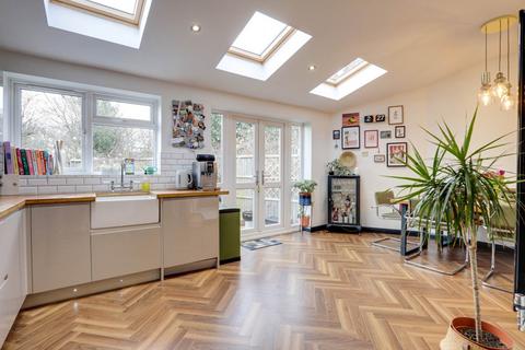 3 bedroom semi-detached house for sale, Chiltern Road, Caversham