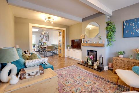 3 bedroom semi-detached house for sale, Chiltern Road, Caversham