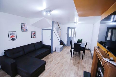 2 bedroom terraced house to rent, Cardigan Way, Merseyside L6