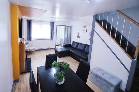 2 bedroom terraced house to rent, Cardigan Way, Merseyside L6