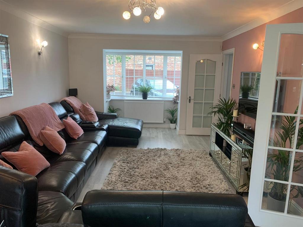 Whats App Image 2025-07-25 at 09.34.43.jpeg