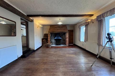 3 bedroom terraced house to rent, Bawdsey, Woodbridge IP12