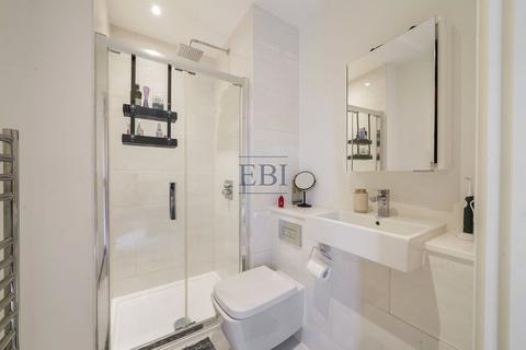 3 bedroom apartment for sale, Rainier Apartments, 43 Cherry Orchard Road, Croydon, CR0