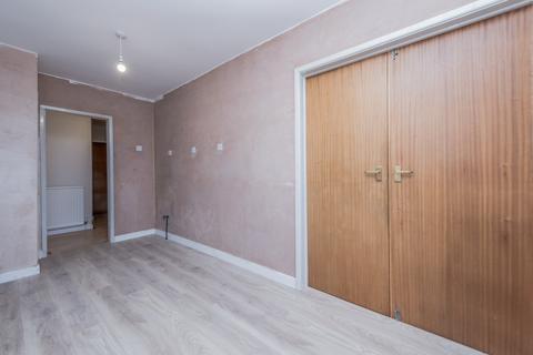 undefined, Lincoln Avenue, Roberttown, Liversedge, WF15