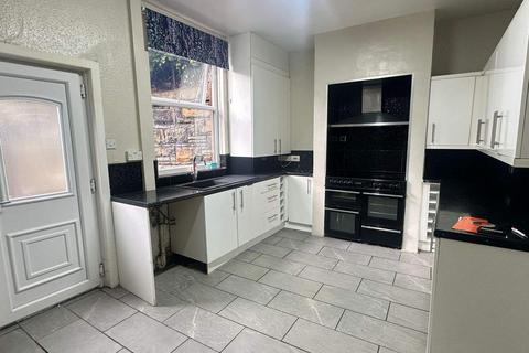 2 bedroom semi-detached house for sale, Spruce Street, Newbold, Rochdale