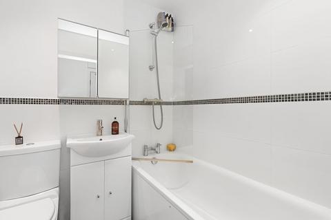 2 bedroom apartment for sale, Thurlow Park Road, Dulwich SE21
