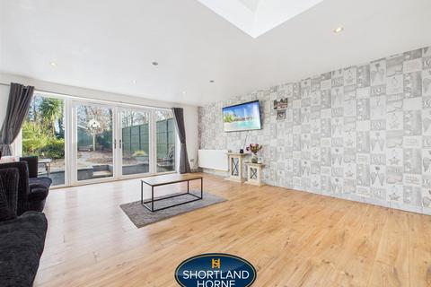undefined, De-Compton Close, Coventry CV7