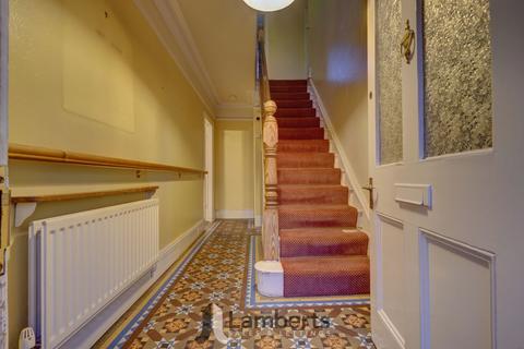 undefined, Alcester Road, Studley, B80