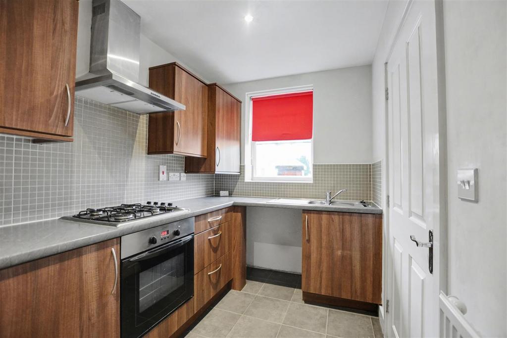Kitchen 1.jpeg